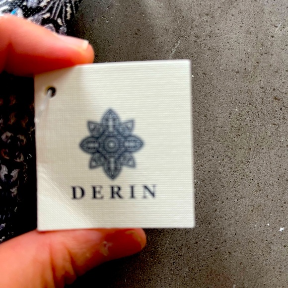 DERIN “City Sling” bag - Picture 2 of 3